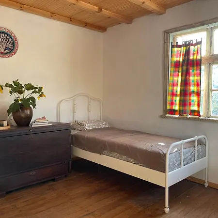 Деревянный коттедж Suhodol